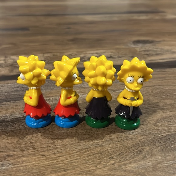 Vintage 1991 The Simpsons 3-D Chess 32 Pieces ONLY - Picture 4 of 13